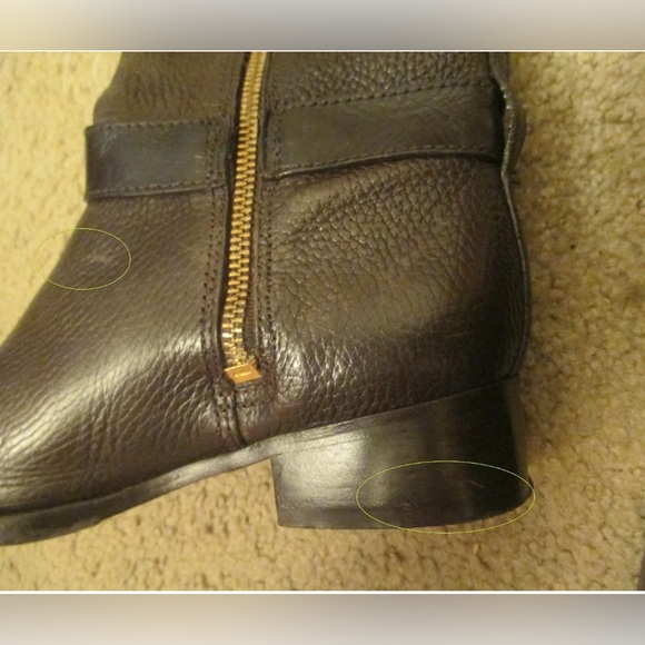 STUNNING Tory Burch Brown Elina Pebbled Leather Logo Boots $525+! SOLD OUT. - Picture 10 of 12